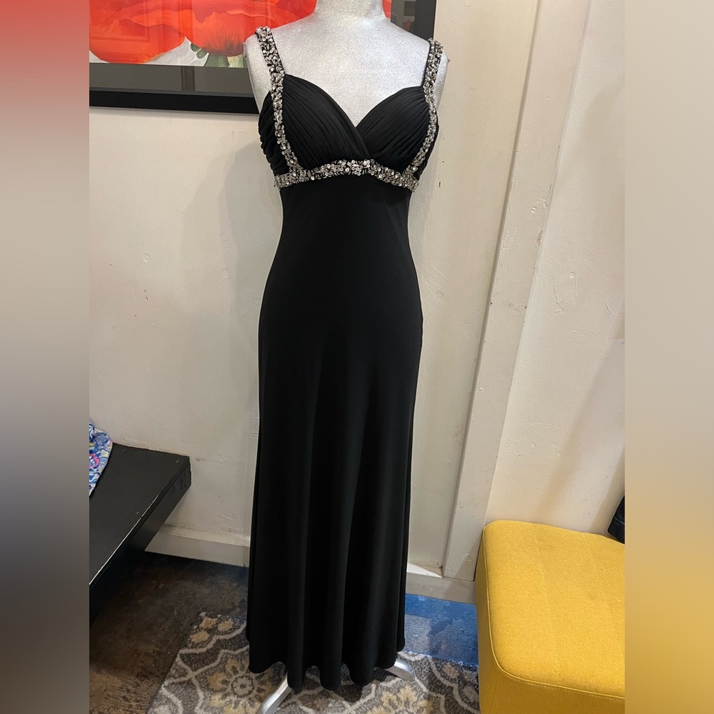 Betsy & Adam black formal dress